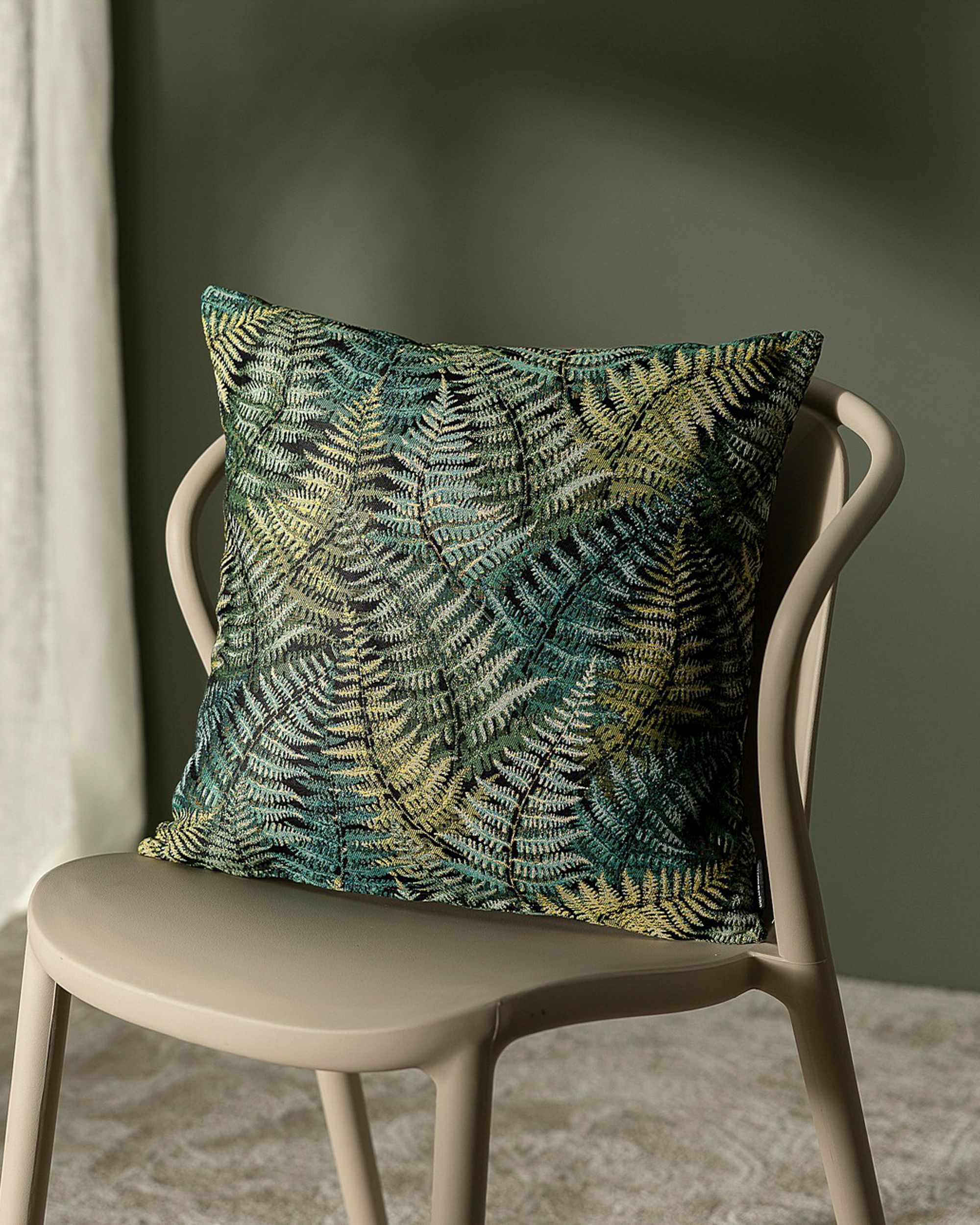 Kinga cushion cover colour green fabric structured, patterned (hover)