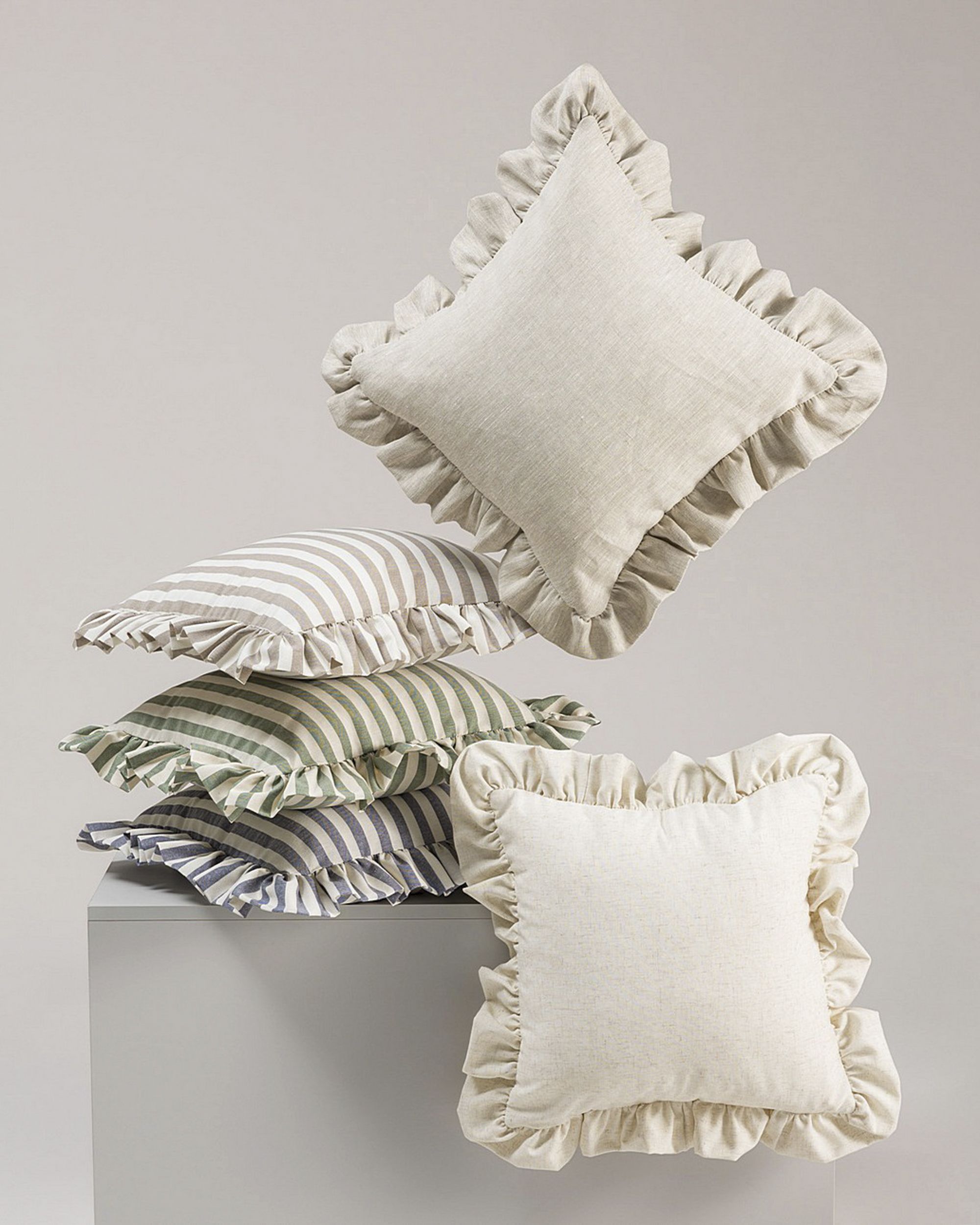 Paula pillowcase with frill colour beige fabric semi-sheer (hover)