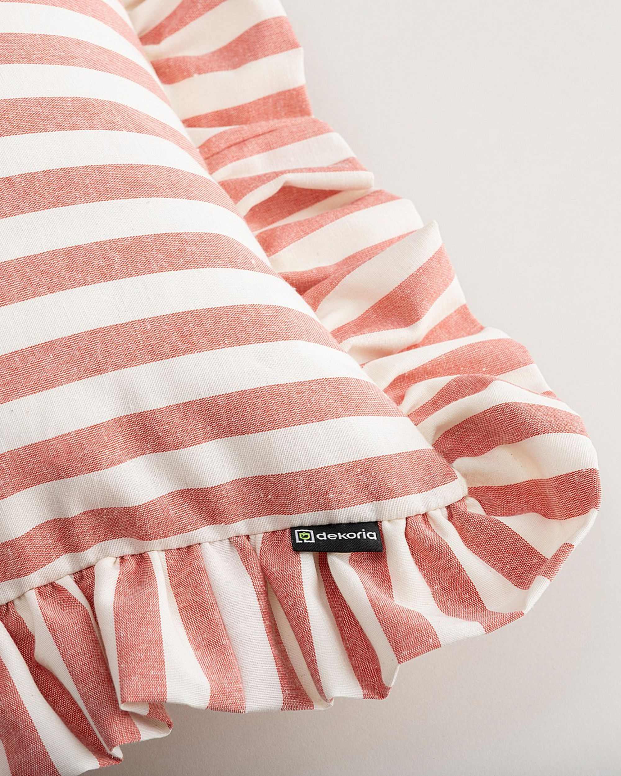 Paula pillowcase with frill colour red fabric patterned (hover)