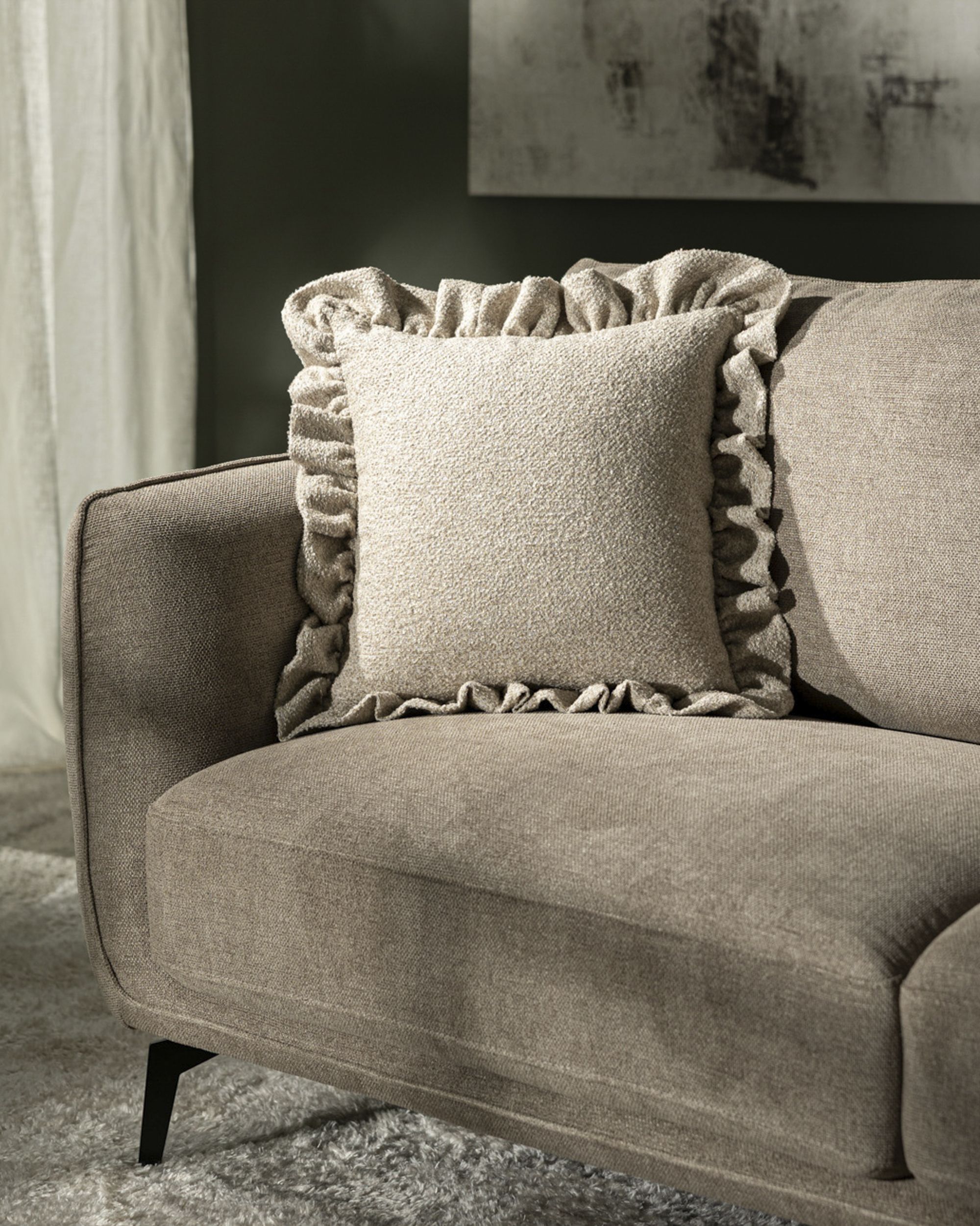 Paula pillowcase with frill colour beige fabric structured (hover)