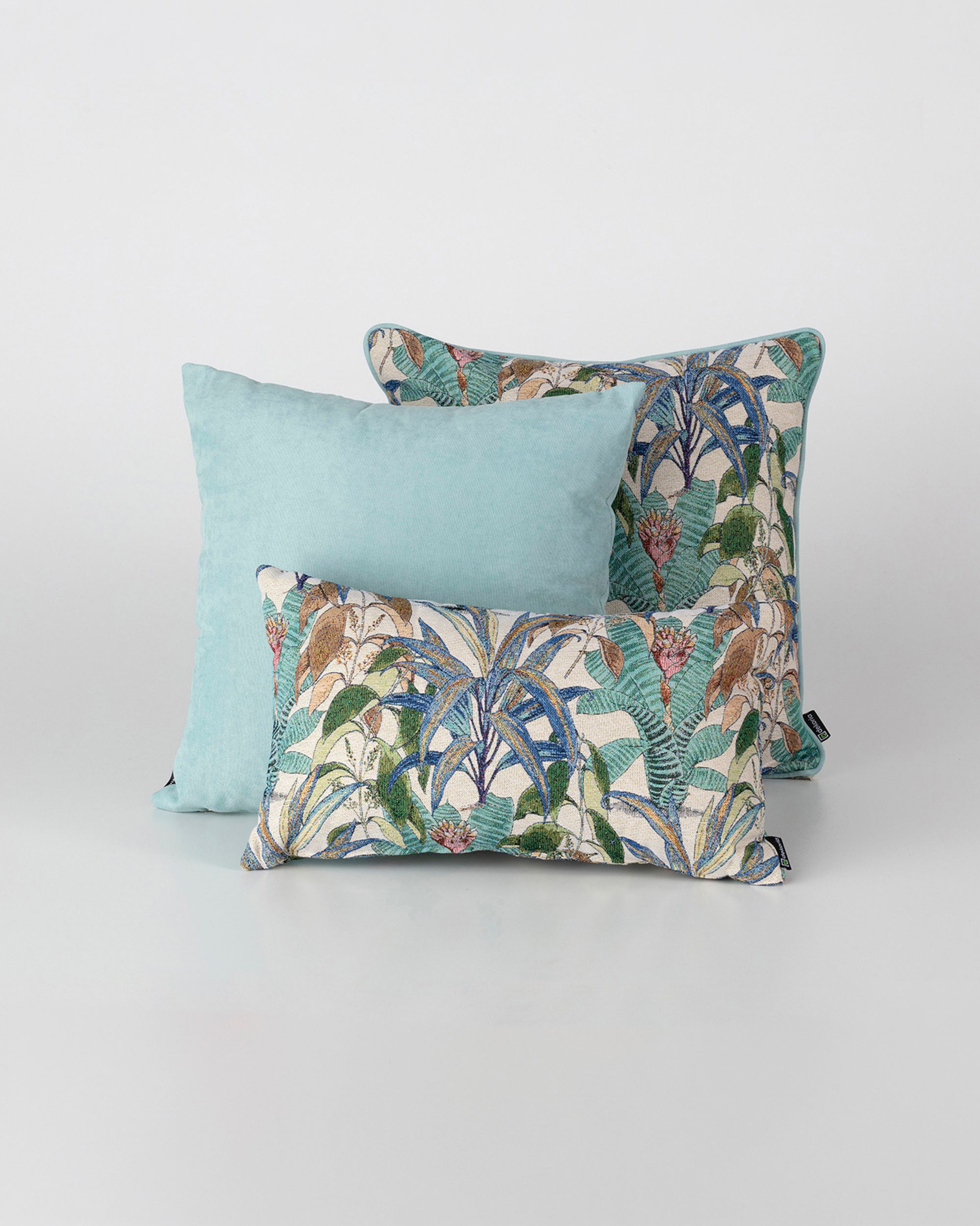 Cushions set of 3, Subtle Touch II