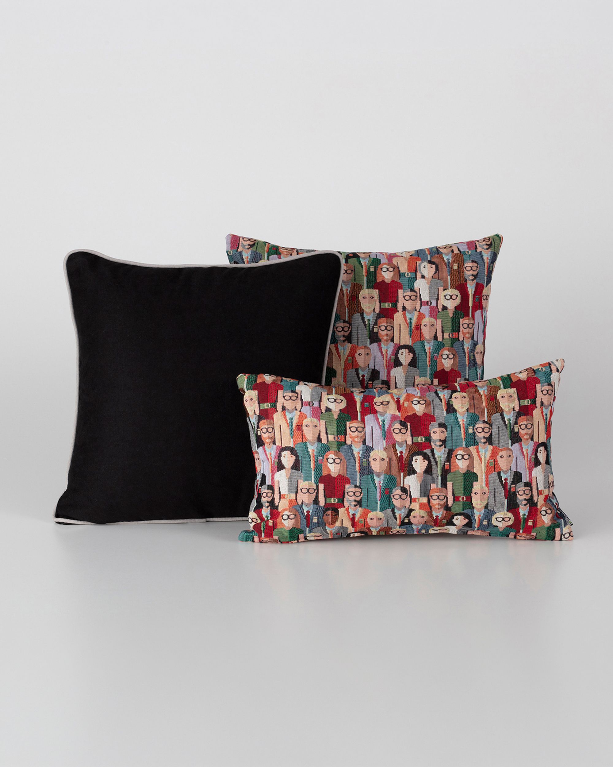 Cushions set of 3, Modern People