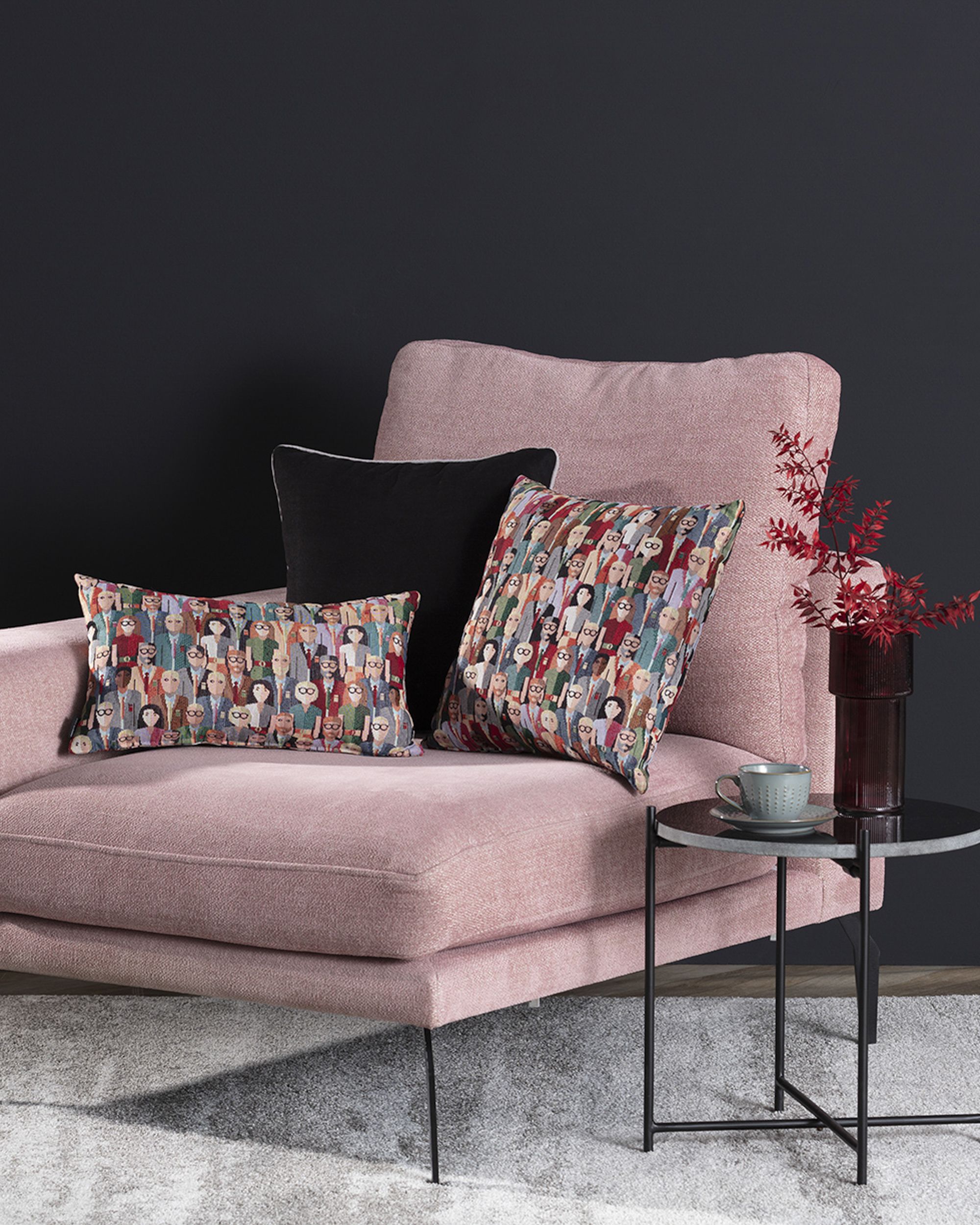 Cushions set of 3, Modern People (hover)