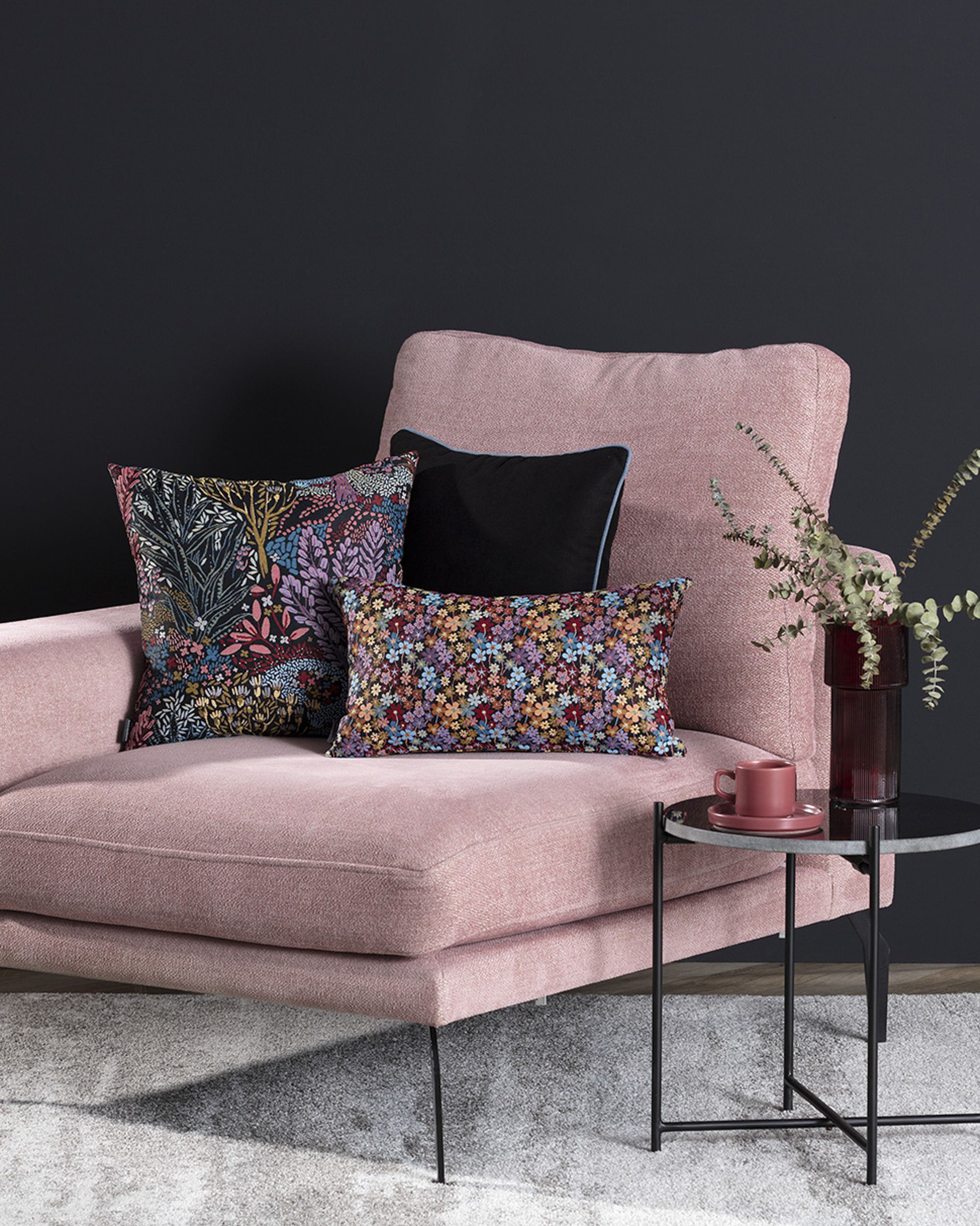 Cushions set of 3,  Dark Garden II (hover)