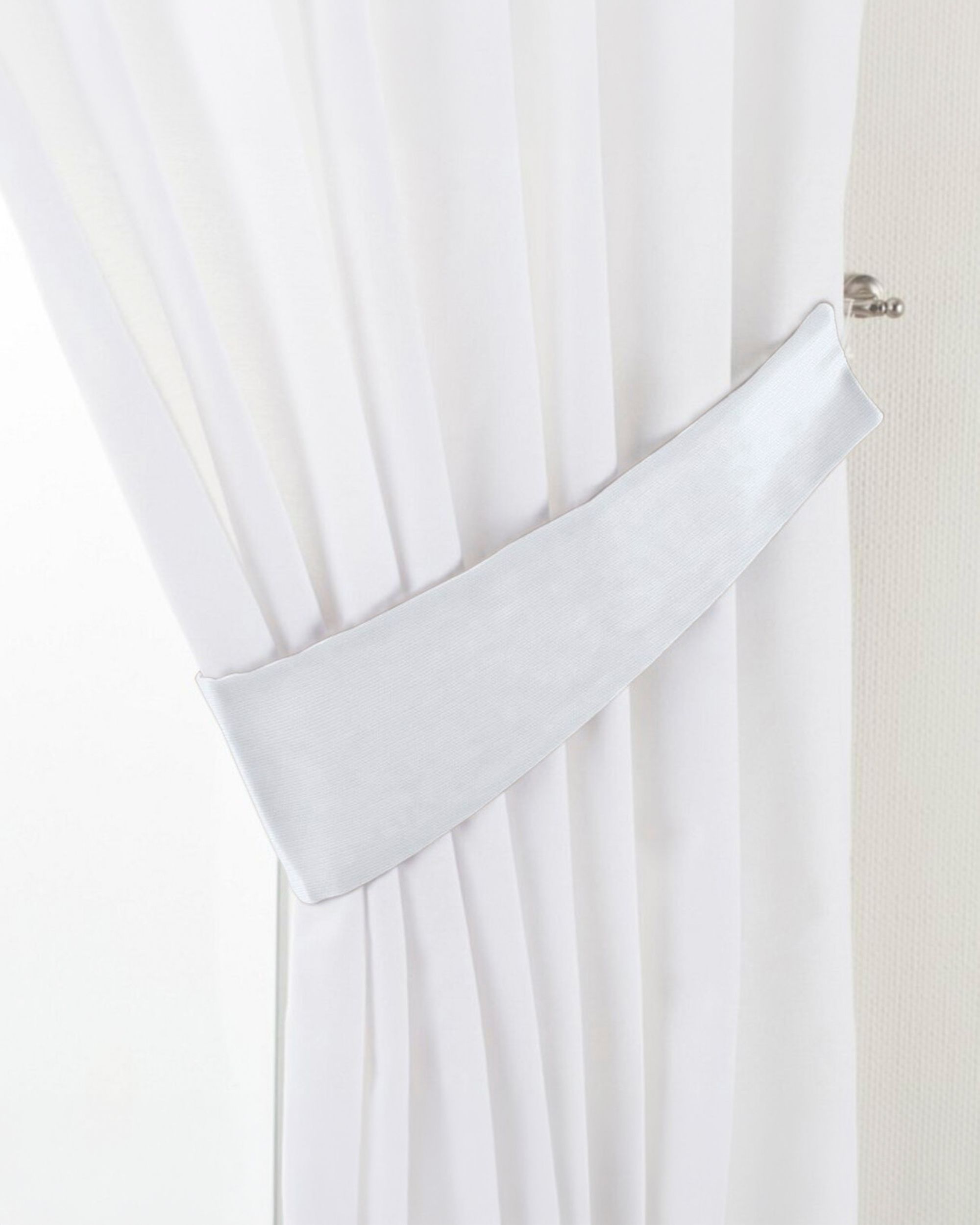 Victoria tieback colour white