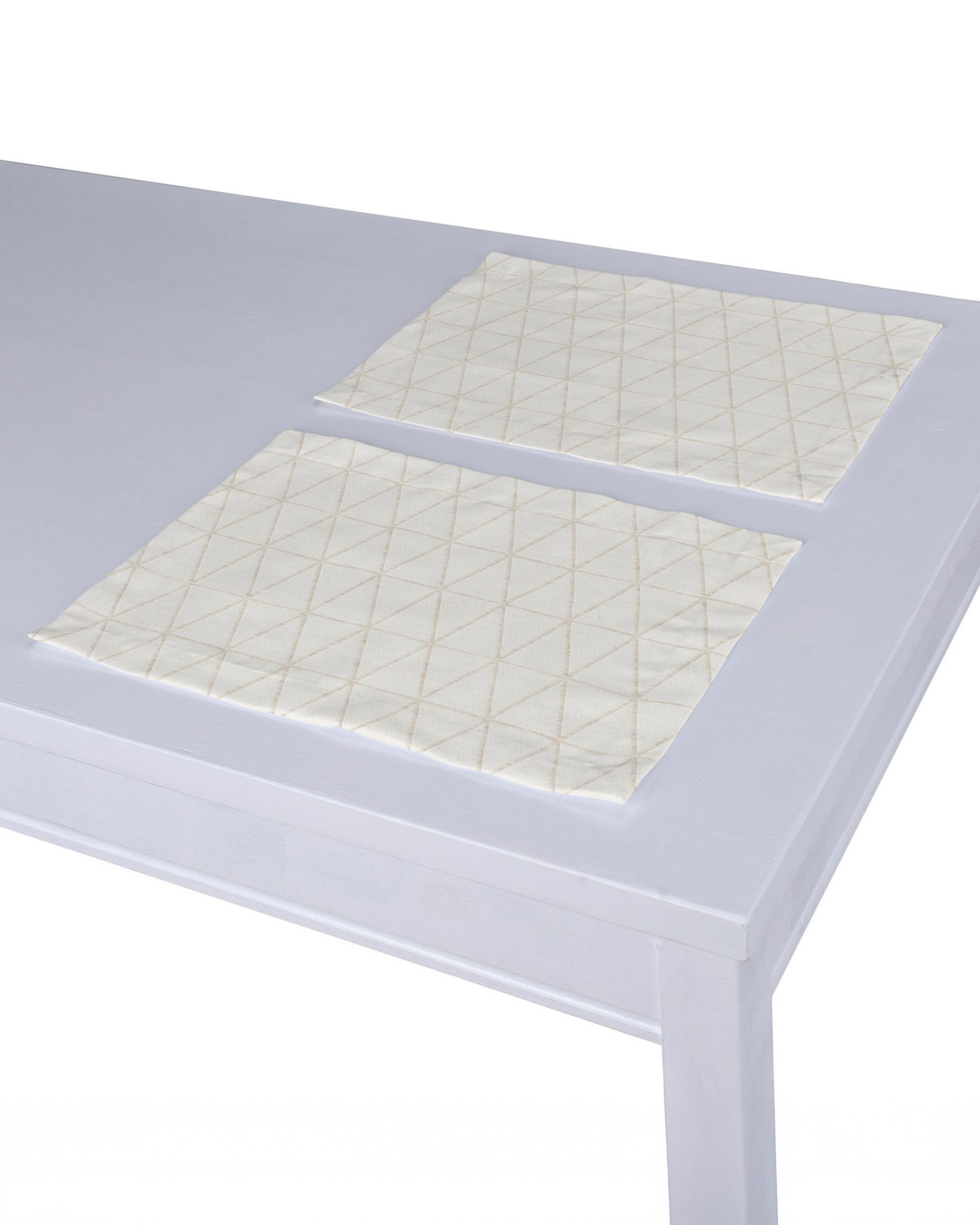 Placemat (set of 2) colour cream fabric patterned
