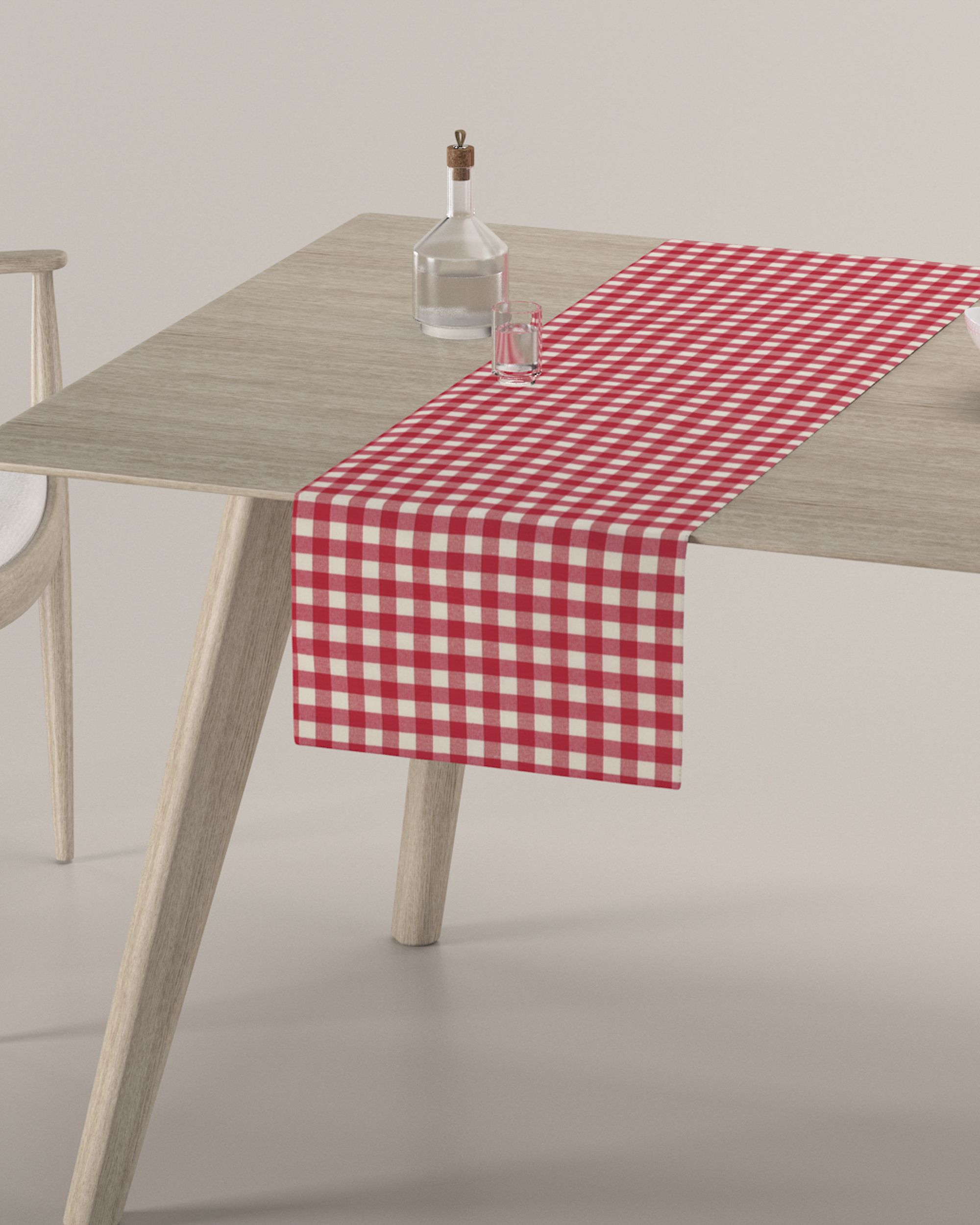 Table runner colour red fabric patterned (hover)