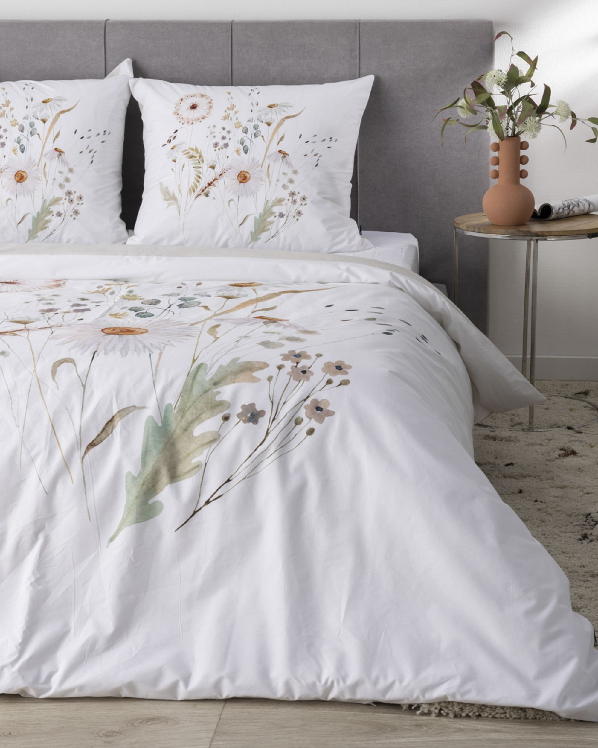 Cotton bed linen Floral Thoughts 160x200cm (hover)