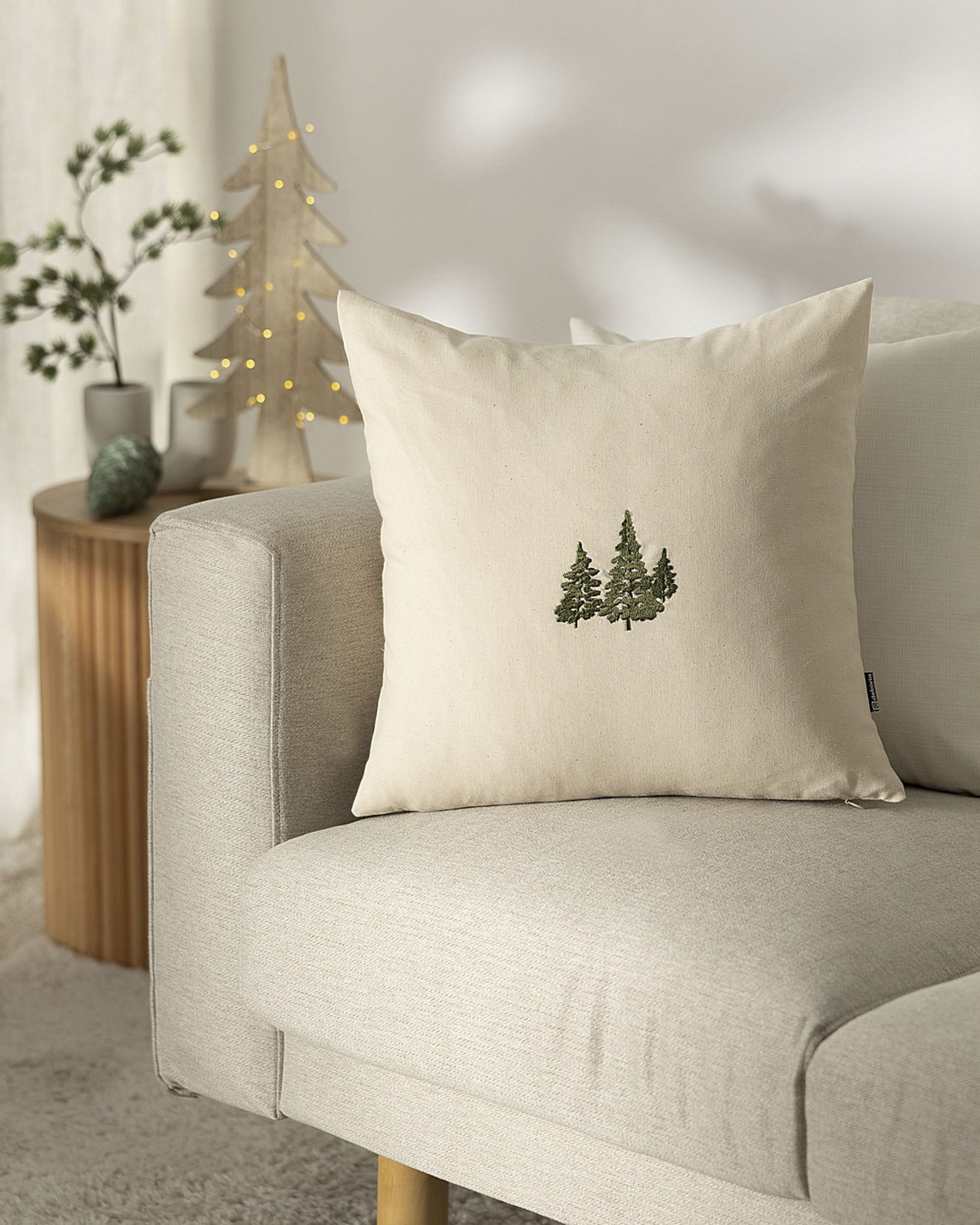 Cushion cover Three Christmas Trees 43x43 cm (hover)