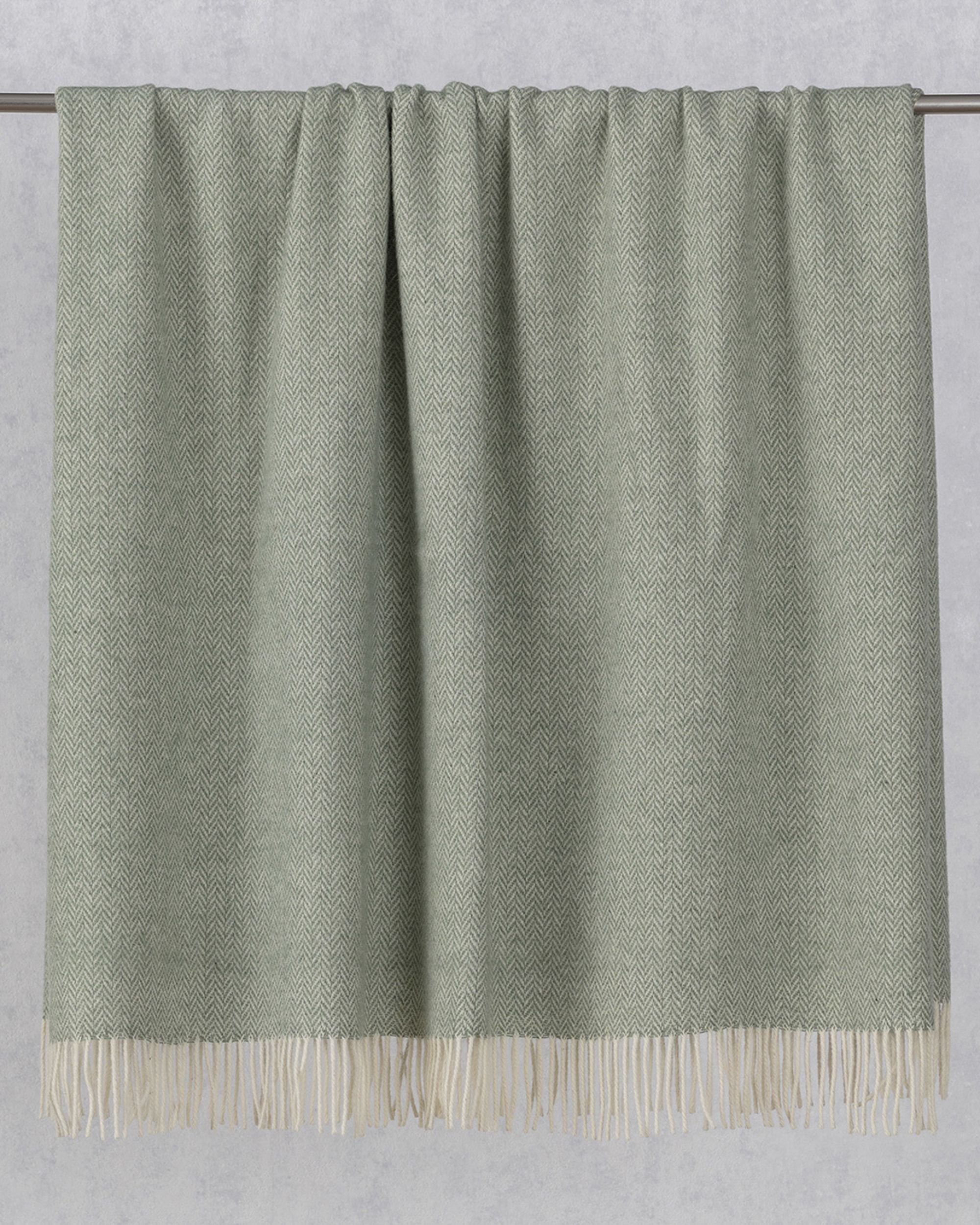 Plaid Zelandia 140x200 cm smoke green (hover)