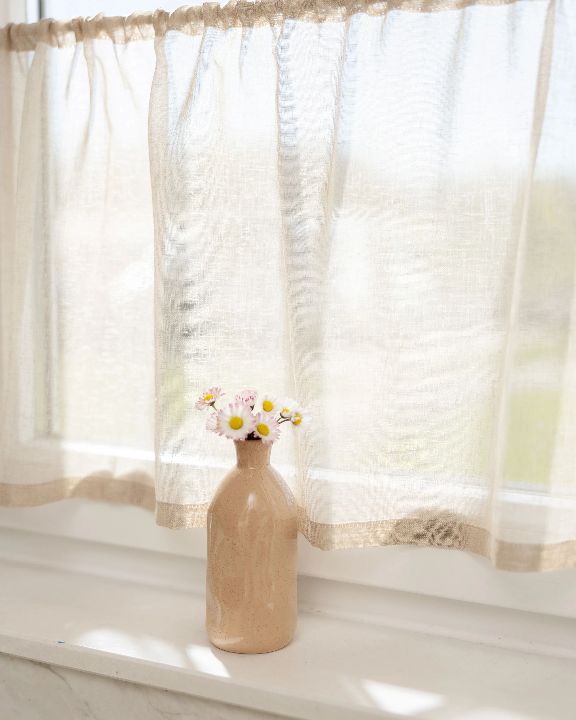 Vase Pink Sandstone 7x7x15 cm (hover)