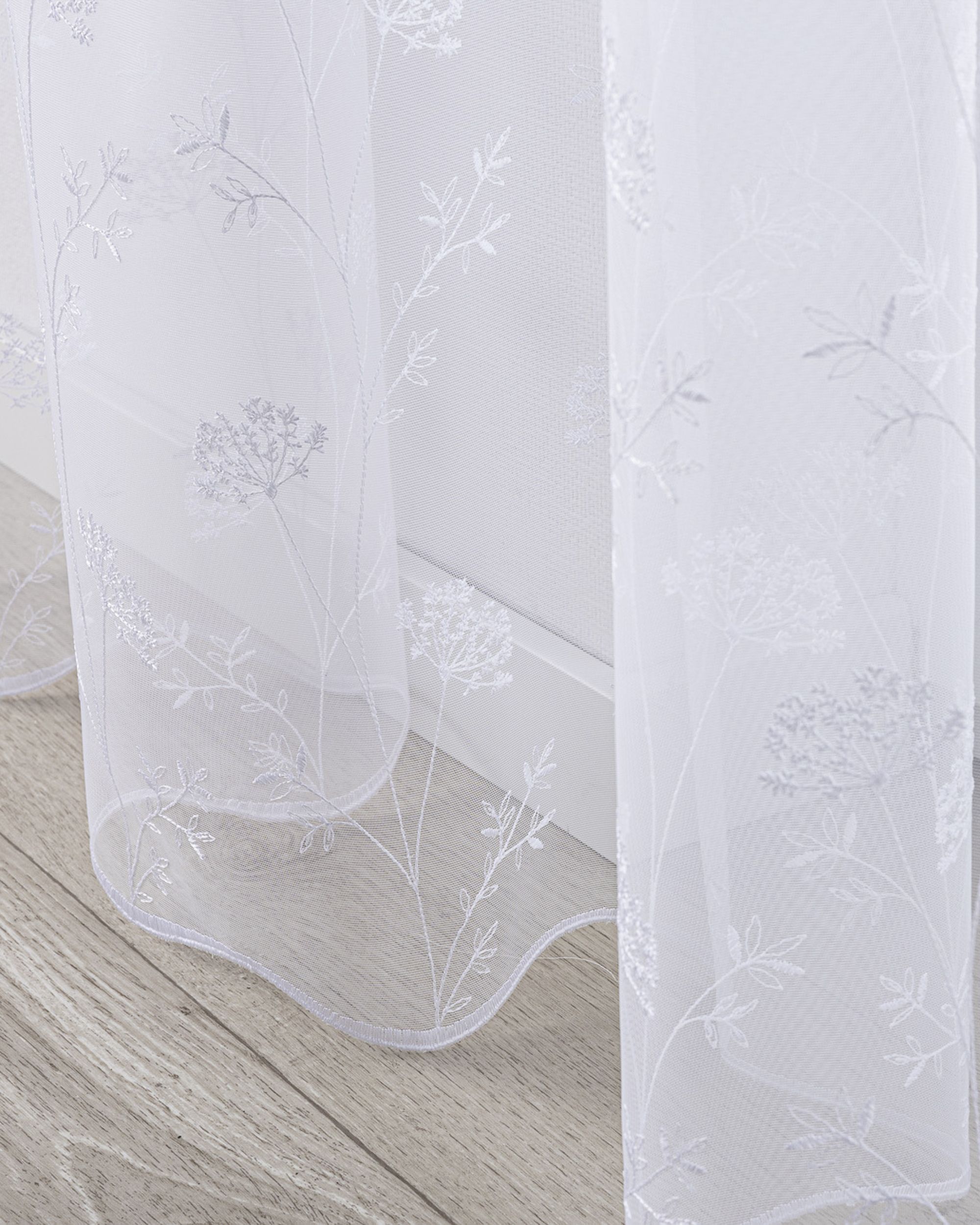 Wave net curtain colour white fabric semi-sheer, structured, patterned (hover)