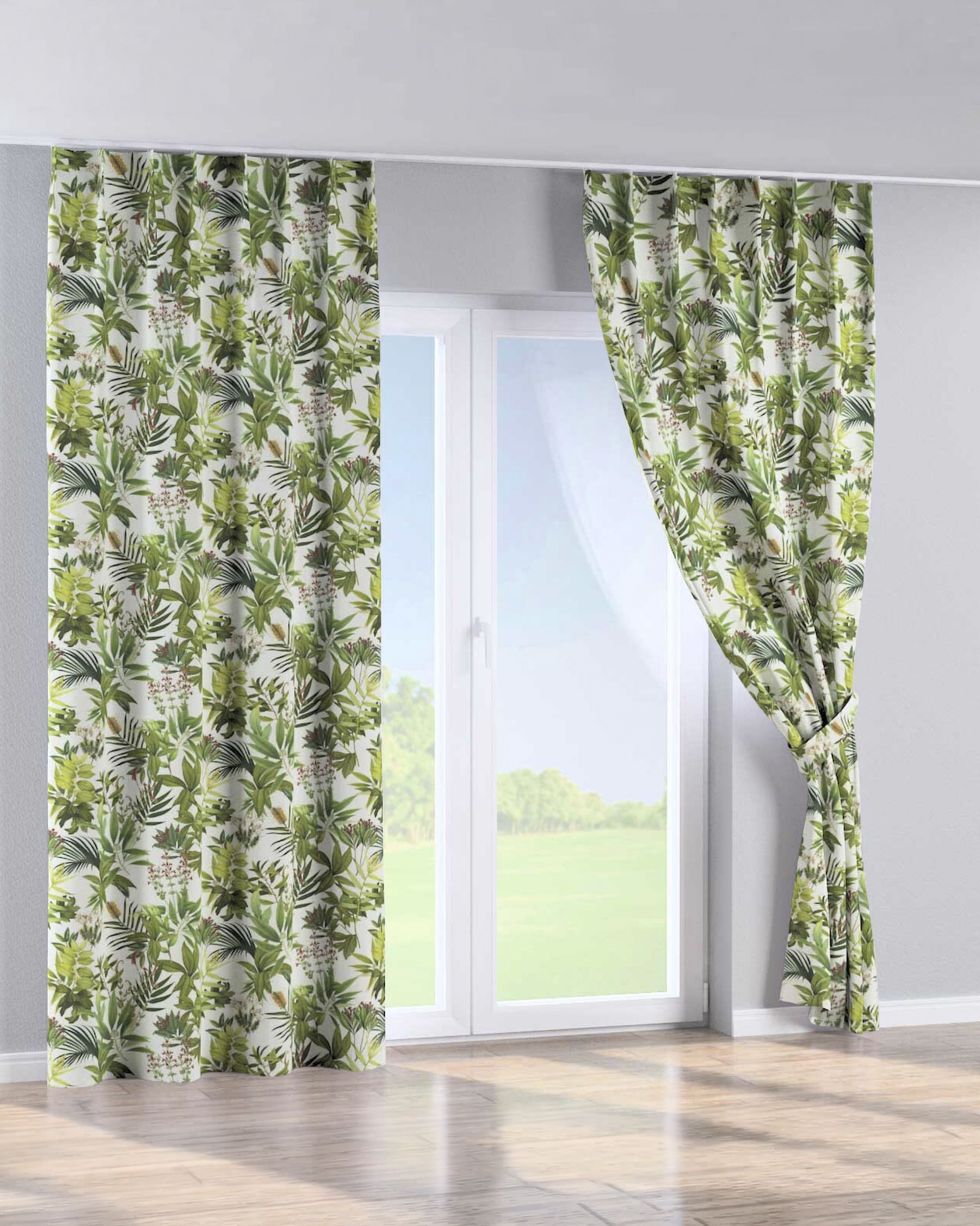 Single pinch pleat curtain colour green fabric patterned (hover)