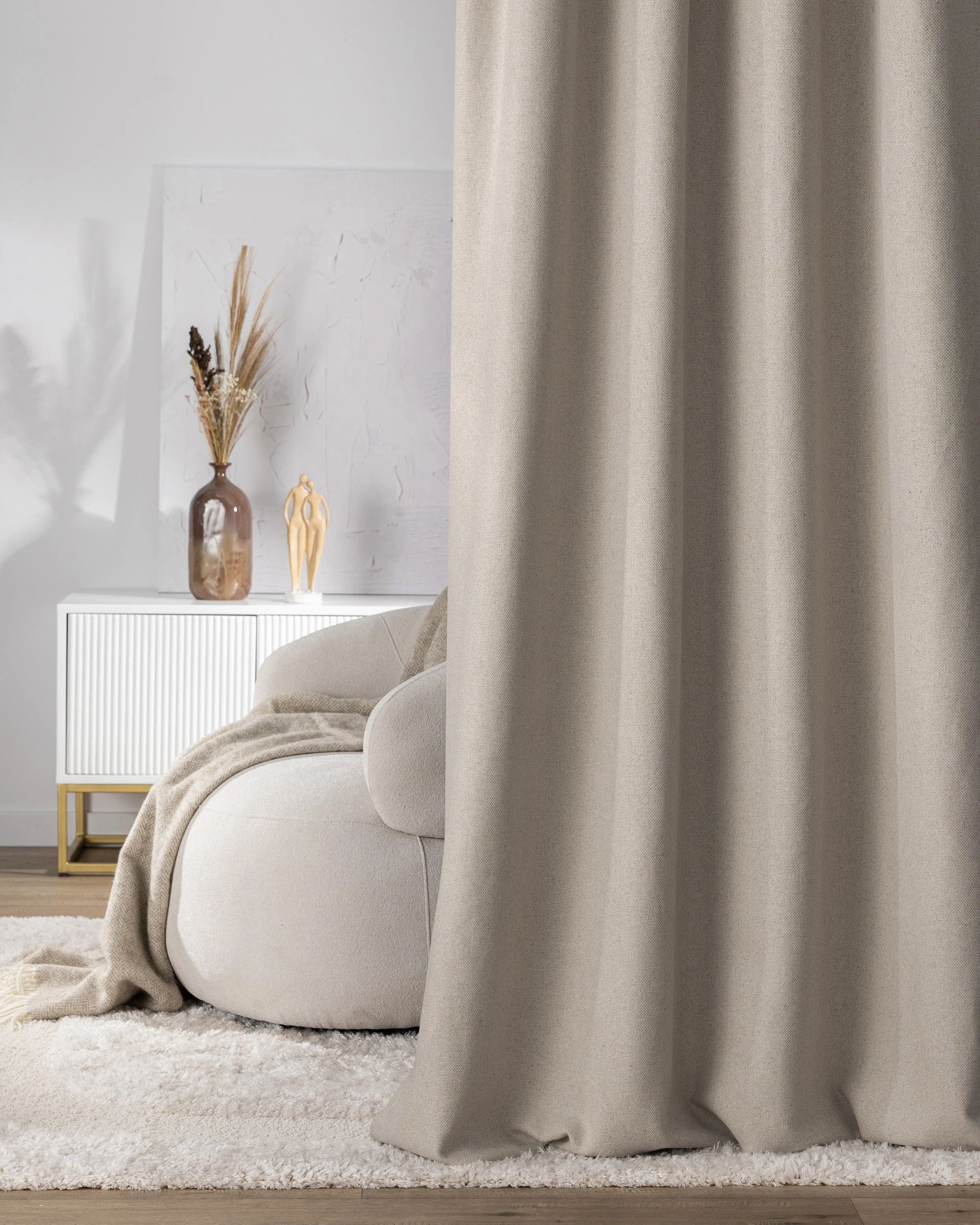 Single pinch pleat curtain colour beige fabric structured (hover)