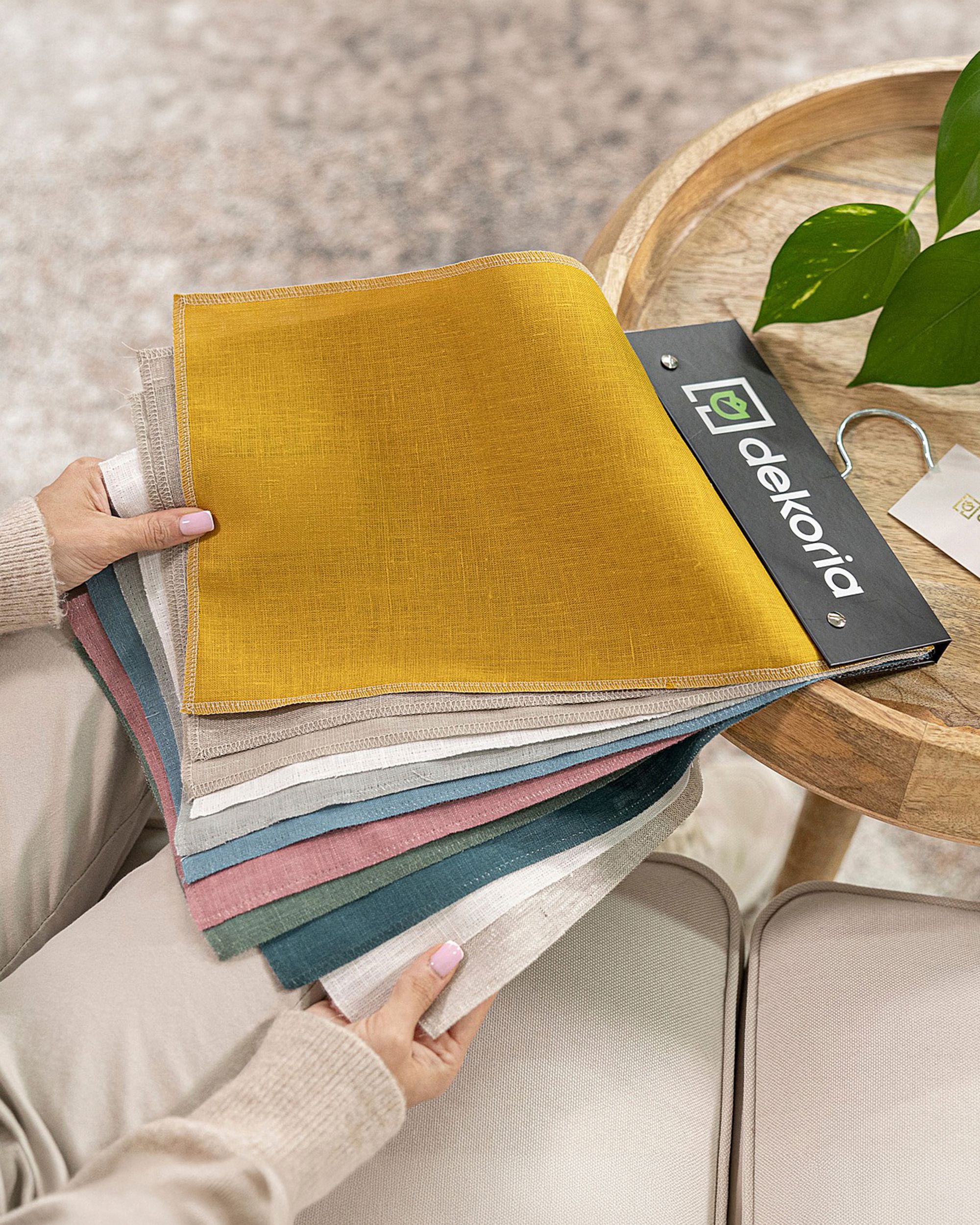 Fabric Pattern Book Linen (hover)