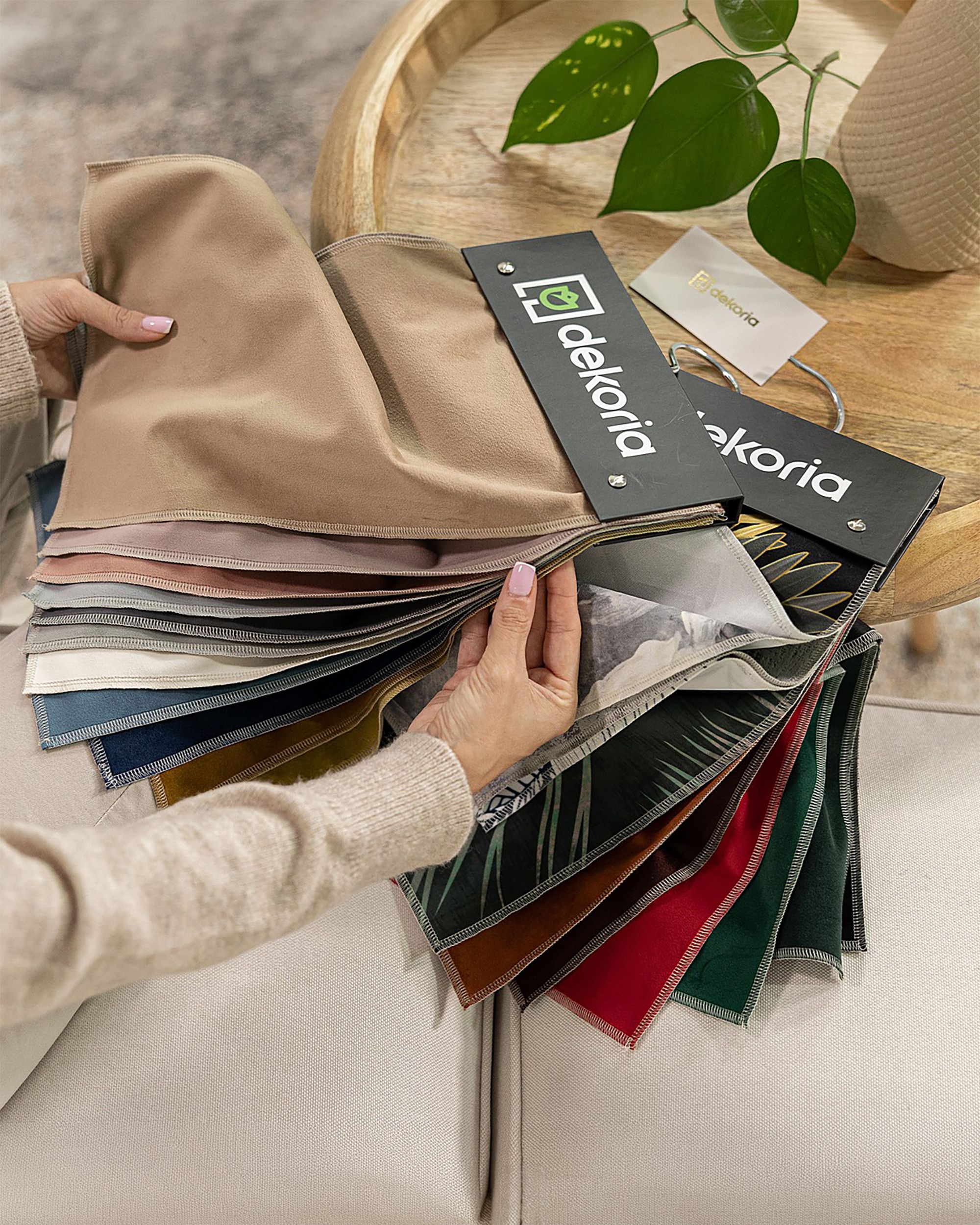 Fabric Pattern Book Velvet (hover)