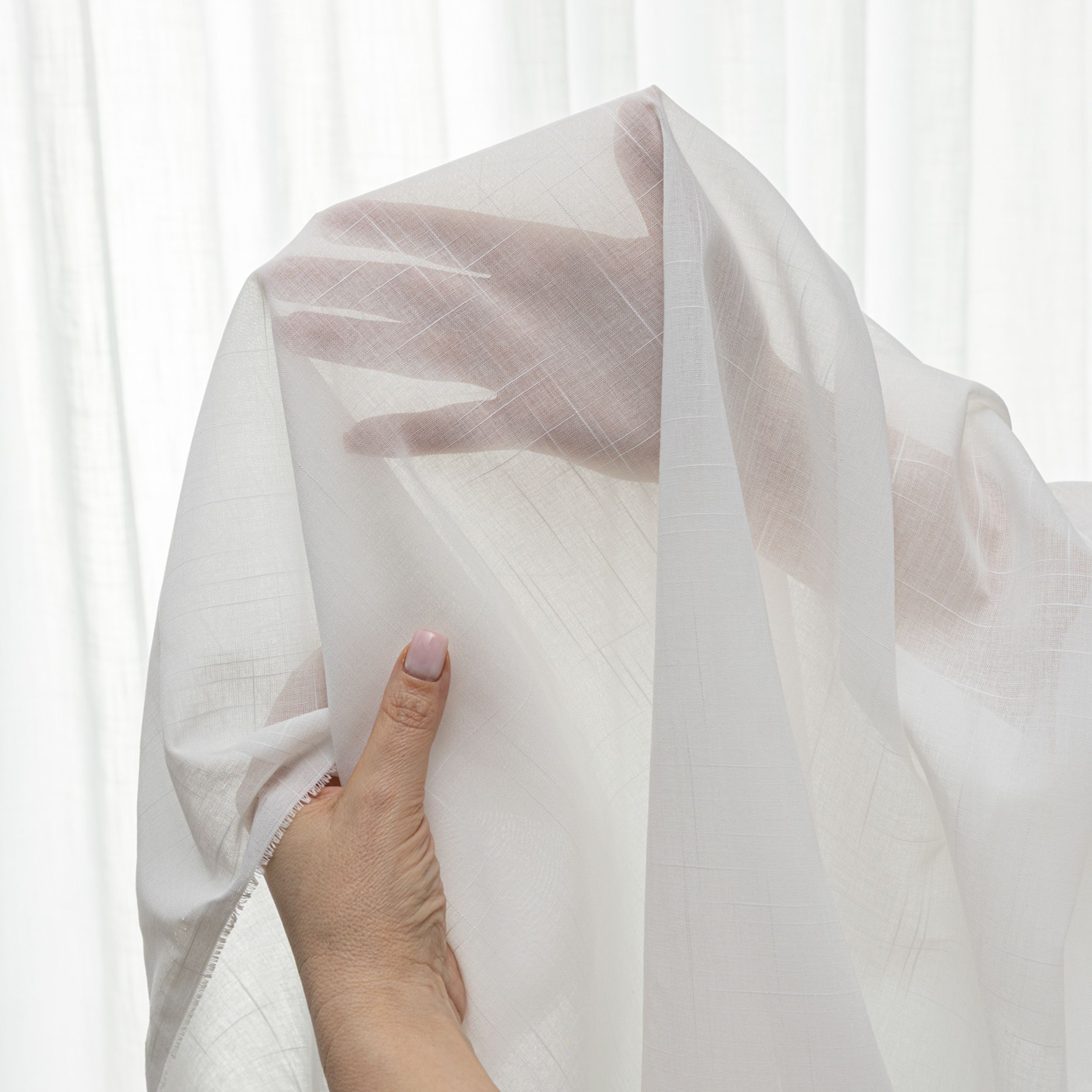 Romantica 128-77 sheer white