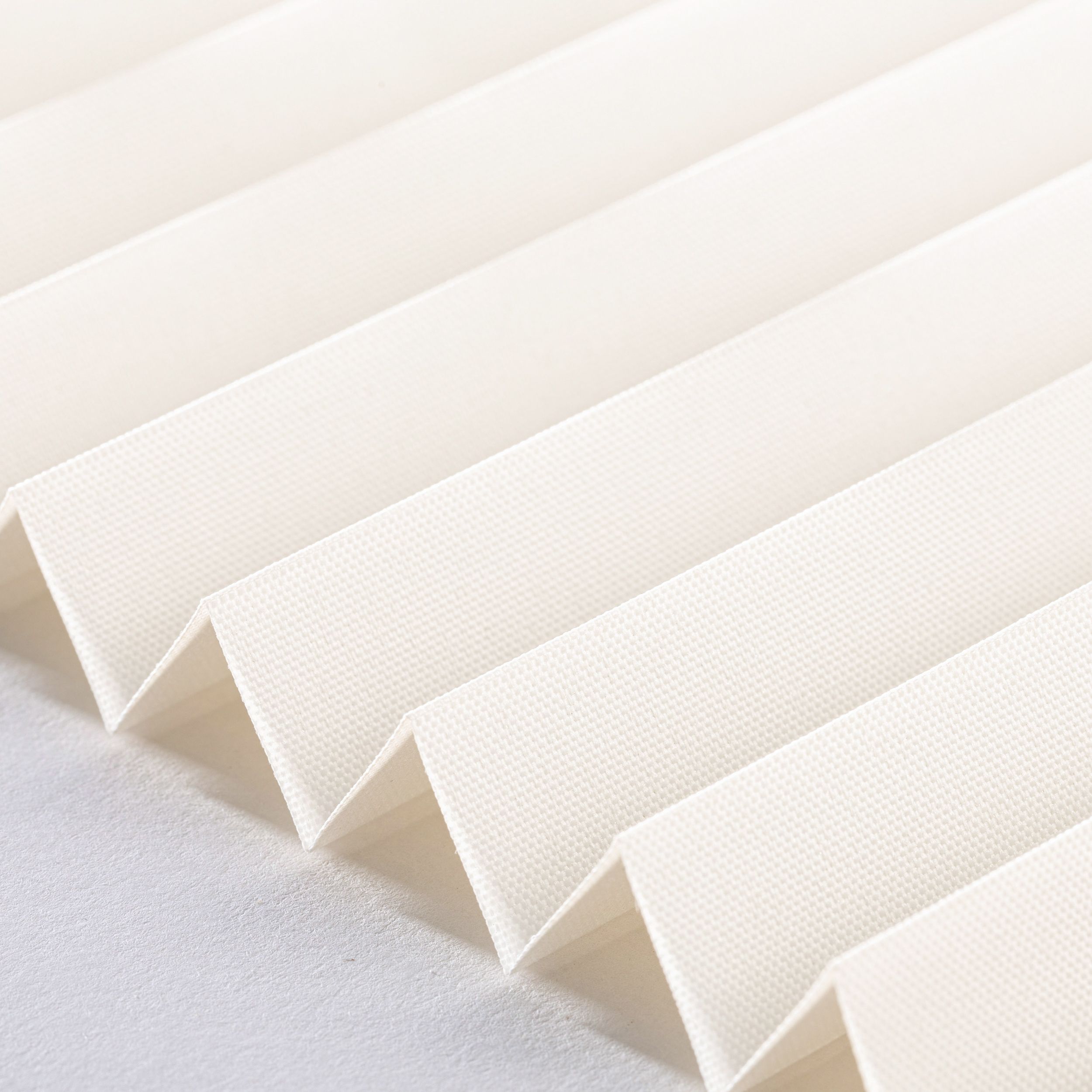 Pearl Basic – Harmonica pleated blinds BP-100 white