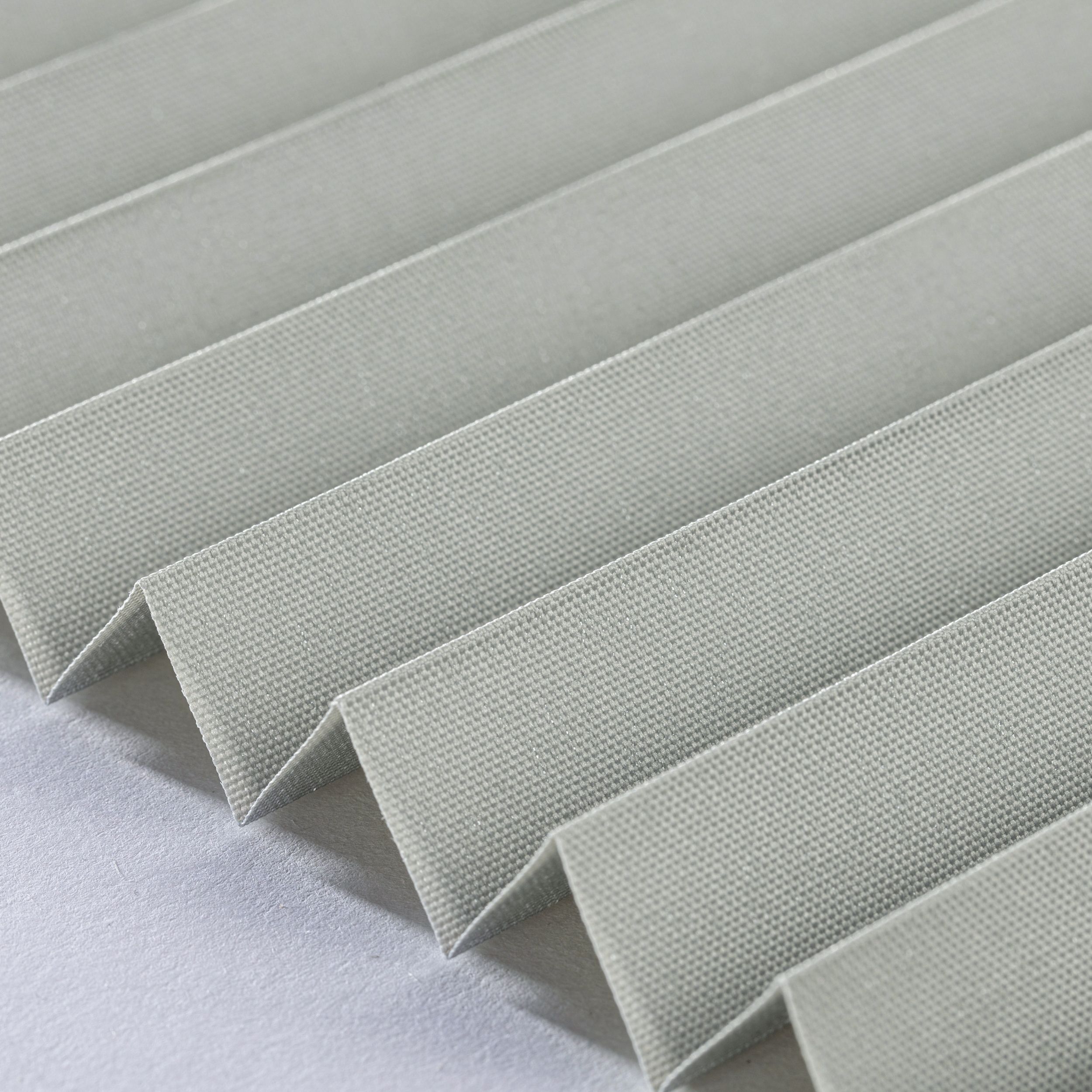 Pearl Basic – Harmonica pleated blinds BP-108 grey